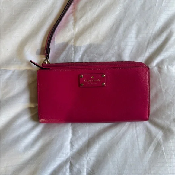 Kate Spade Pink Wristlet Wallet - Picture 2 of 12